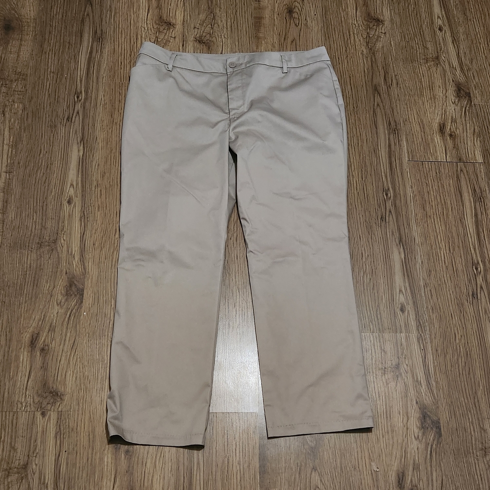 Women's Lee Relaxed Fit Straight Leg Pants Size 18 Short
